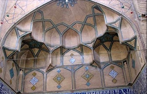تحقیق آشنایی با معماری مسجد ساروتقی(اصفهان)